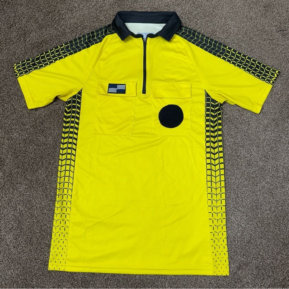 Yellow Referee Jersey S Official Sports US Soccer Fed Patch Shirt Short Sleeve